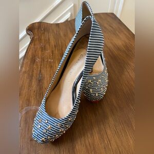 Gianni Bini blue stripe with stars heels